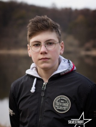 Шиян Артем