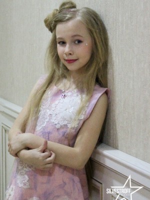 Яна Вавренюк
