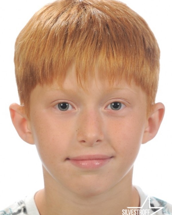 Ваня Казначеев